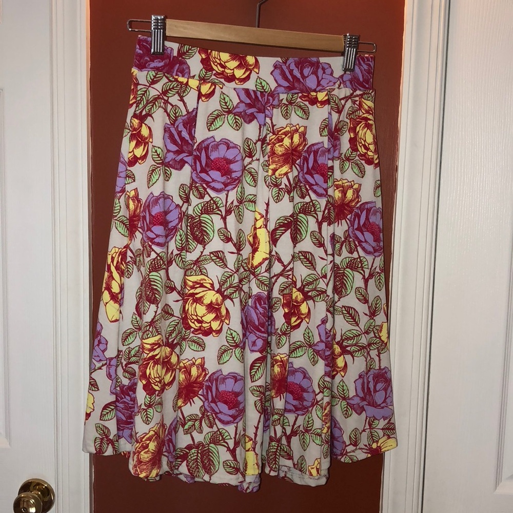 LLR NEVER WORN Madison skirt...WITH pockets!!!!